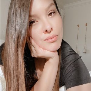 Meet your Posher, Angie